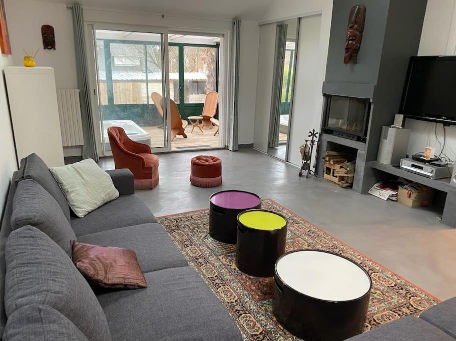 Maison Confortable Pour 10 Personnes Avec Jacuzzi 울가트 외부 사진